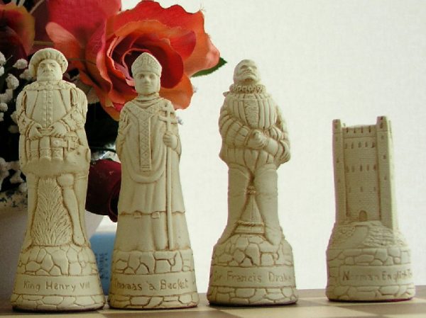 English and Scottish Chess Set - Image 5