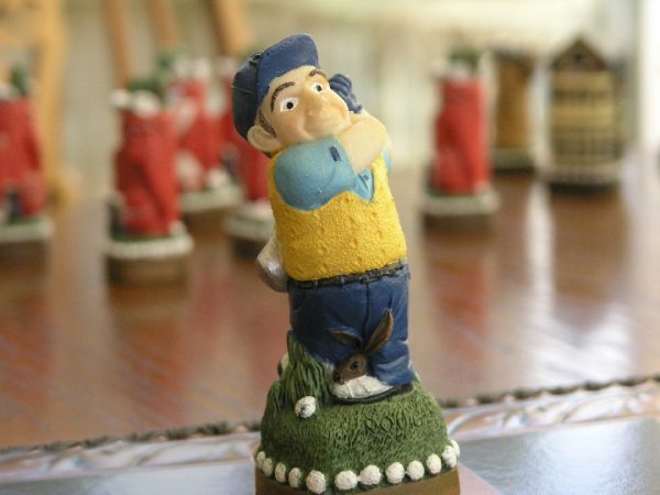 Mascott Chess - Golf Hand Painted Chess Set - Image 9