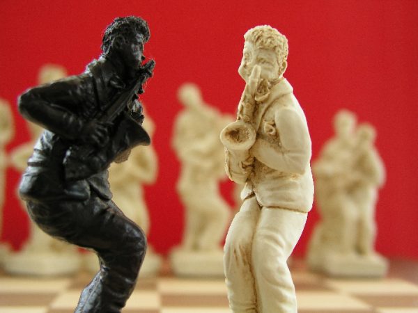 Mascott Chess - Jazz Chess Set - Image 7