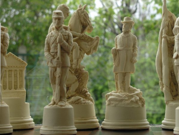 Mascott Chess - American Civil War Chess Set - Image 2