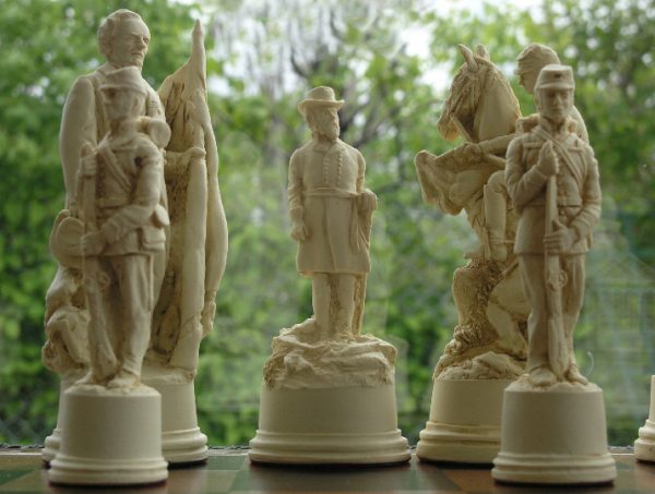 Mascott Chess - American Civil War Chess Set - Image 10
