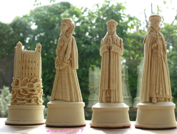 Elizabethan Chess Set