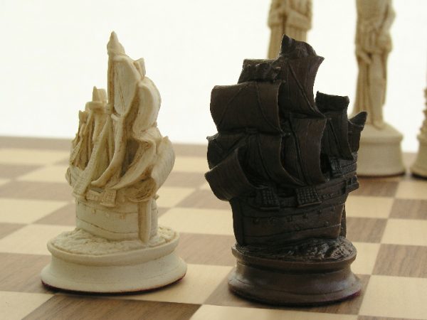 Elizabethan Chess Set - Image 5