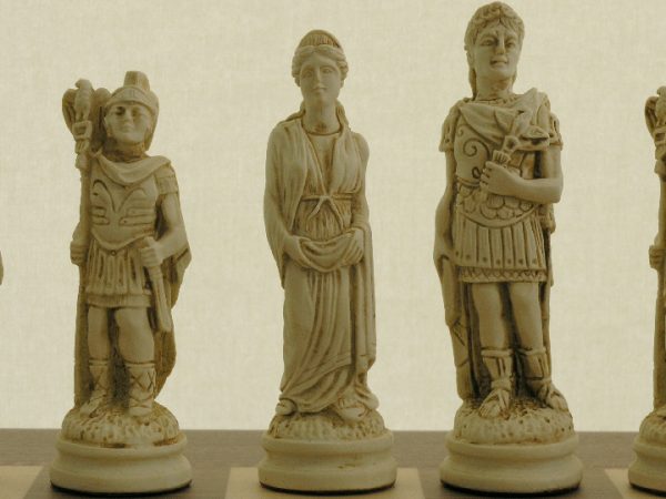 Berkeley Chess Ltd - Roman - Ivory and Brown - Image 6