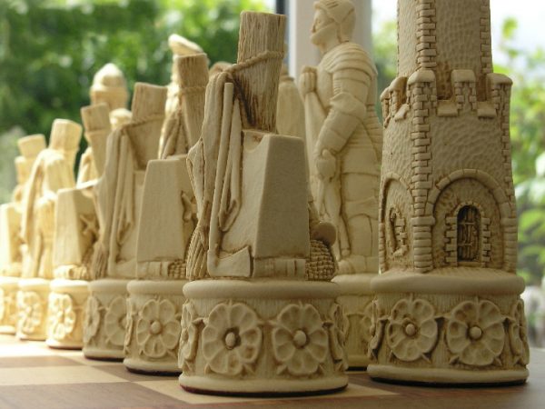 Henry VIII Chess Set - Image 9