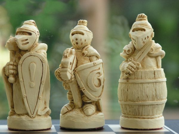 George and the Dragon Theme Chess Set - Image 7