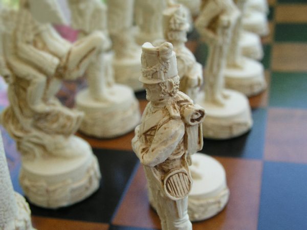 Mascott Chess - Napoleon Chess Set - Image 4