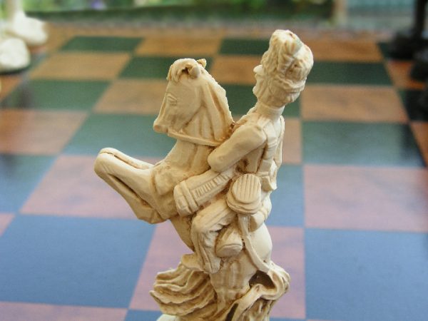 Mascott Chess - Napoleon Chess Set - Image 5