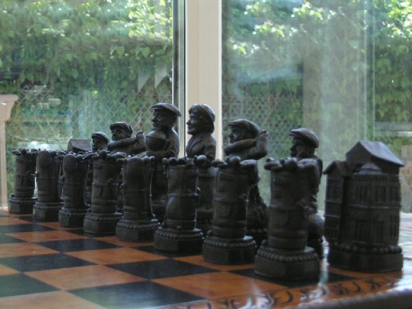 Golf Chess Set - Image 4