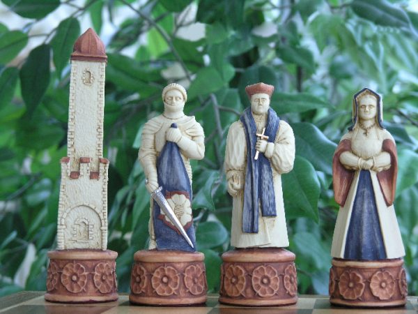 Henry VIII Hand Painted Chess Set - Image 5