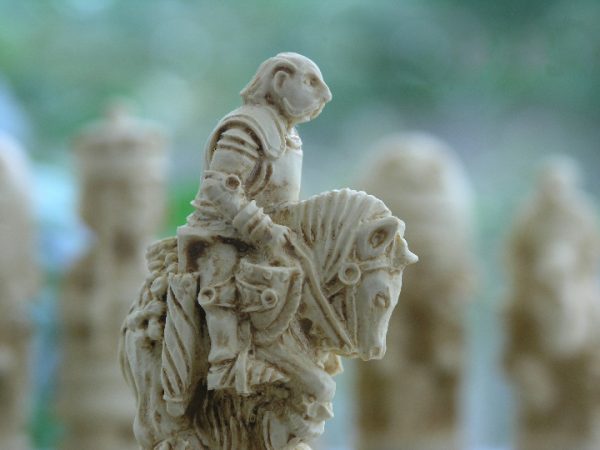 New Alice in Wonderland Chess Set - Image 7