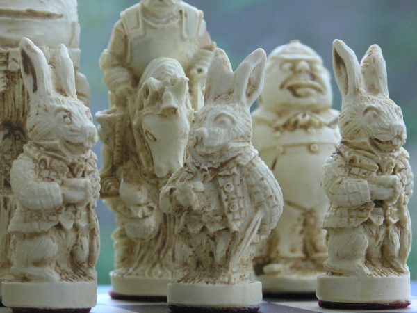 New Alice in Wonderland Chess Set - Image 11