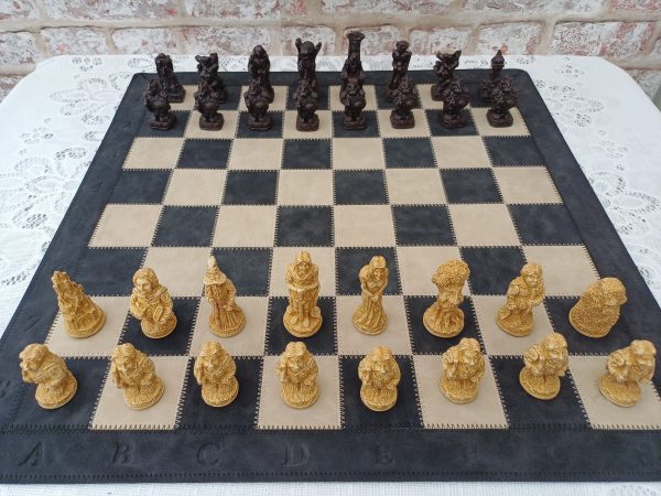 Berkeley Chess - Lord of the Rings Chess Set - Small - Image 26