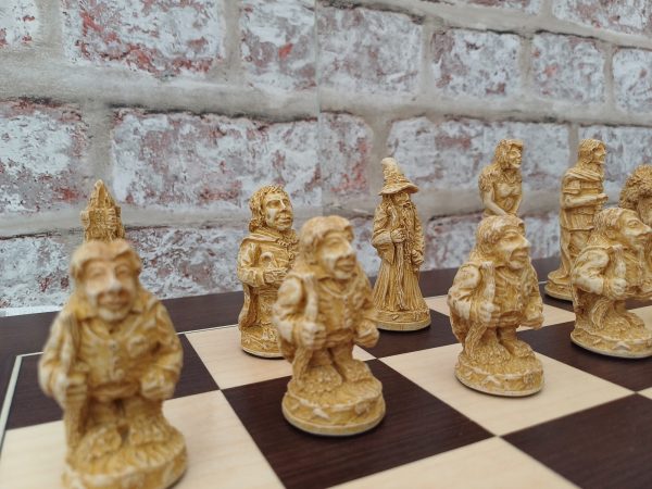 Berkeley Chess - Lord of the Rings Chess Set - Small - Image 5