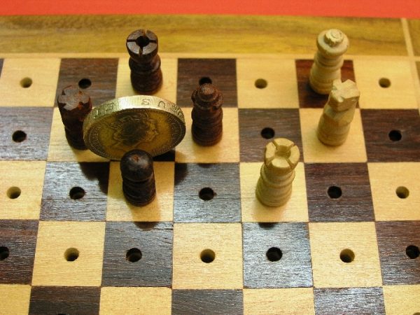 Pegged Travel - 6 inches x 6 inches Chess Set - Image 9