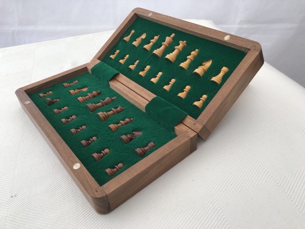 Highest Quality Magnetic 10in x 5in Chess Set - Image 6