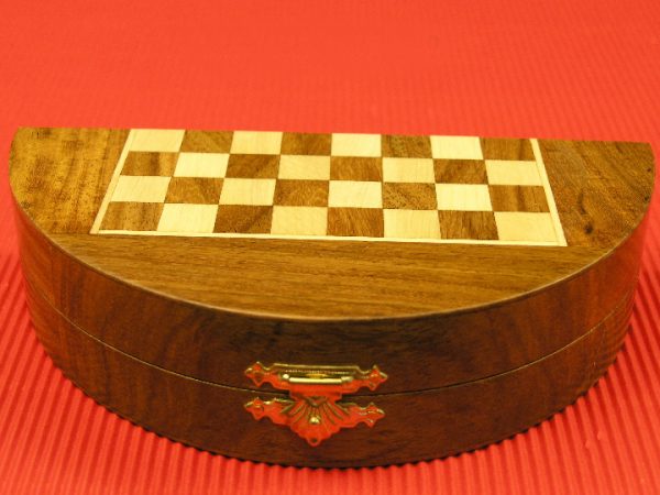 Half Moon Magnetic 9 Inch Dia. Chess Set - Image 4
