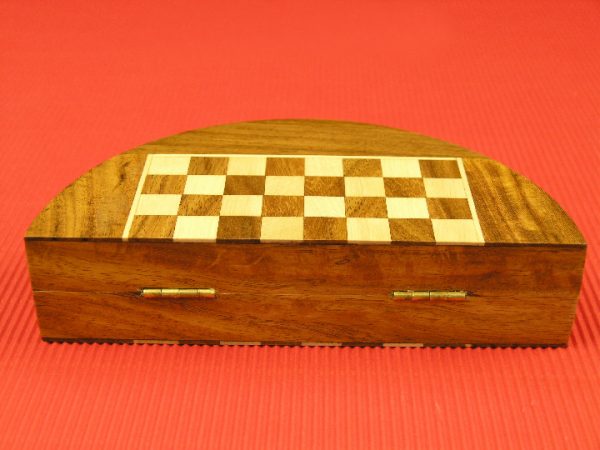 Half Moon Magnetic 9 Inch Dia. Chess Set - Image 5