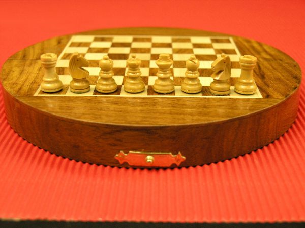 Half Moon Magnetic 9 Inch Dia. Chess Set - Image 10