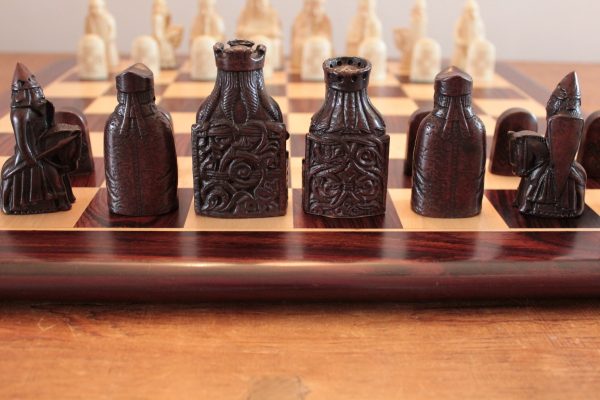 National Museum of Scotland Isle of Lewis Chess Pieces in Beautiful Presentation Case - Image 6
