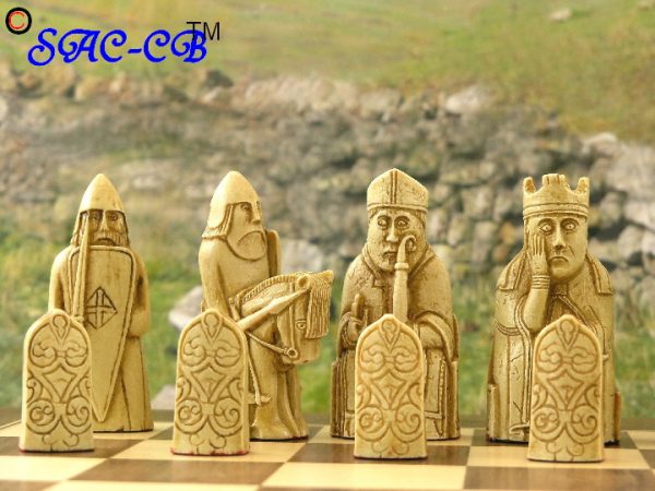 National Museum of Scotland Isle of Lewis Chess Pieces in Beautiful Presentation Case - Image 17