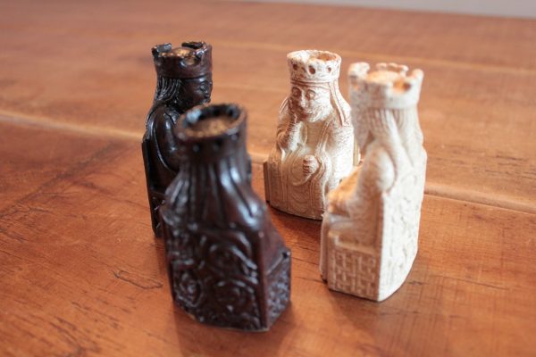 National Museum of Scotland Isle of Lewis Chess Pieces in Beautiful Presentation Case - Image 8