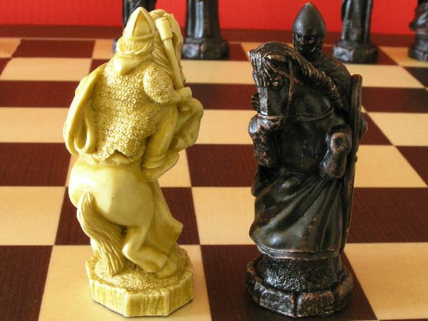 Battle of Hastings Chess Set