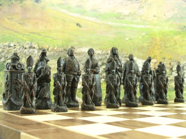 Battle of Culloden Chess Set - Image 7