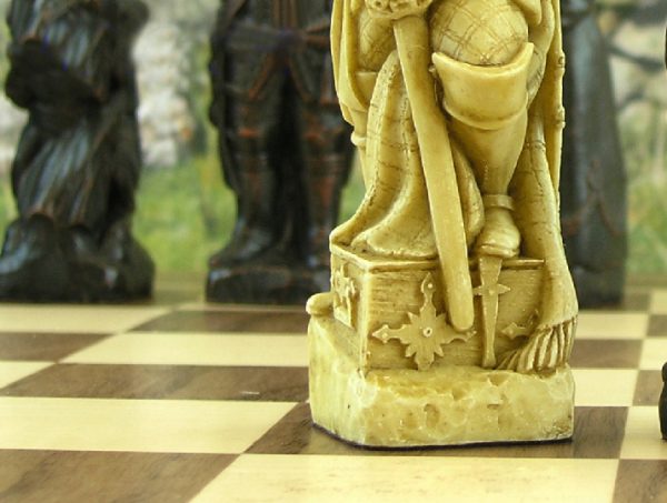 Battle of Culloden Chess Set - Image 9