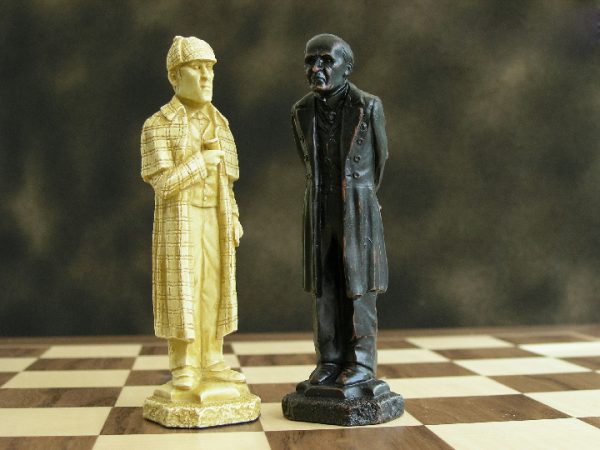 Sherlock Holmes Chess Pieces - Image 9