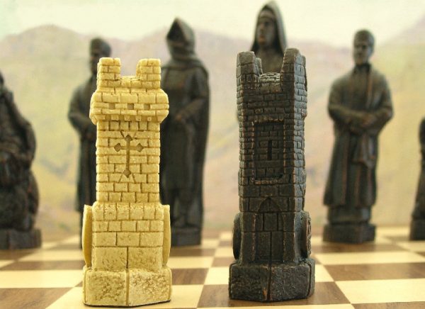 The Crusades Themed Chess Set - Image 6