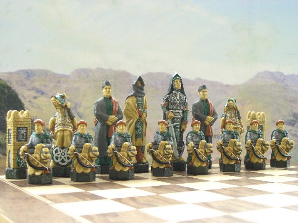 The Crusades Hand Decorated Chess Set - Image 5