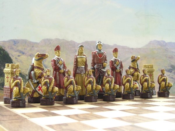 The Crusades Hand Decorated Chess Set - Image 6