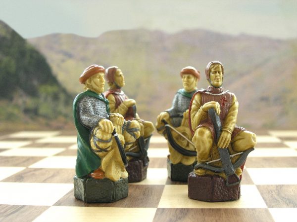 The Crusades Hand Decorated Chess Set - Image 7