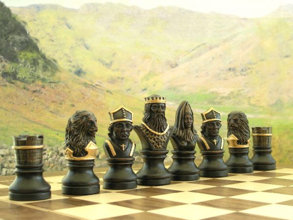 Hand Painted Richard the Lionheart Chess Set - Image 4
