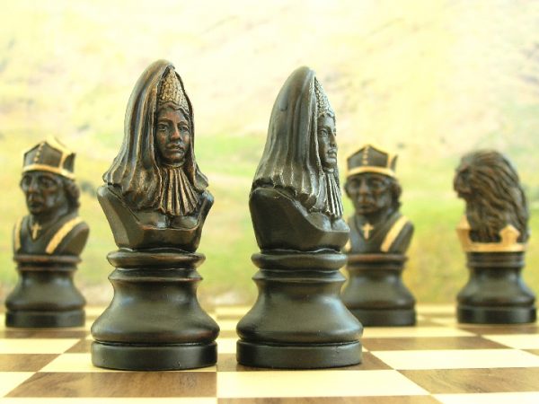 Hand Painted Richard the Lionheart Chess Set - Image 7