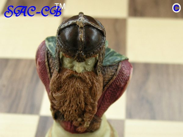 Berkeley Chess Ltd - Lord of the Rings Hand Painted Chess Set - Image 5