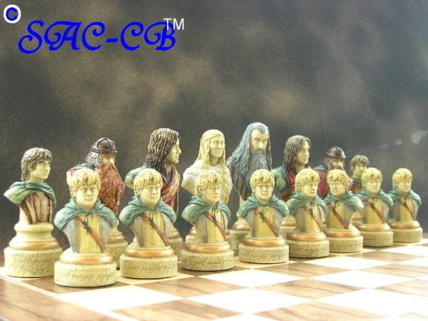 Berkeley Chess Ltd - Lord of the Rings Hand Painted Chess Set - Image 6