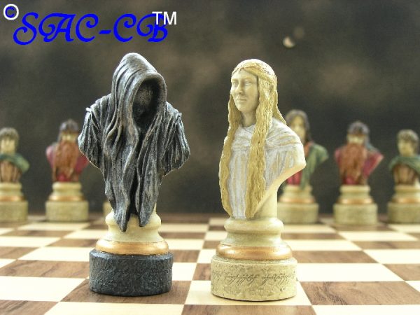 Berkeley Chess Ltd - Lord of the Rings Hand Painted Chess Set - Image 9