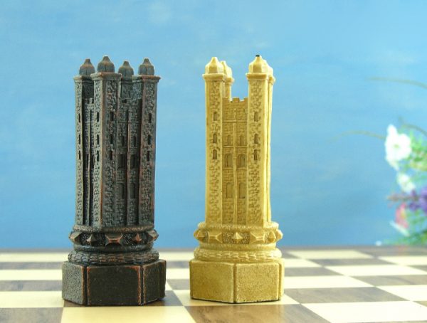 White Tower Chess Set - Image 7