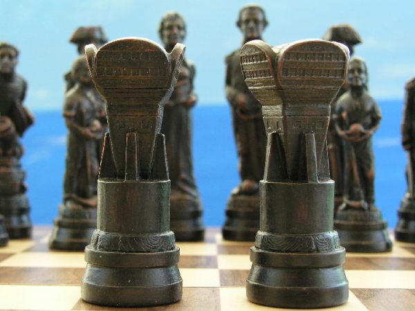Battle of Trafalgar Chess Set - Image 3