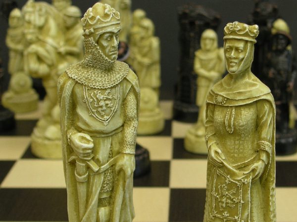 Battle of Bannockburn Chess Set - Image 3