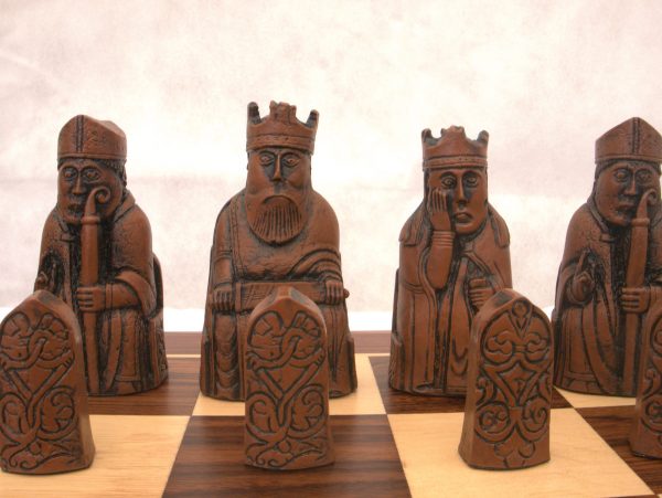 ChessBaron Deluxe Isle of Lewis Chess Pieces with Extra Berserker - Image 3