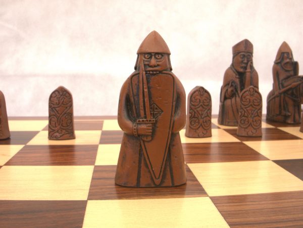 ChessBaron Deluxe Isle of Lewis Chess Pieces with Extra Berserker - Image 4
