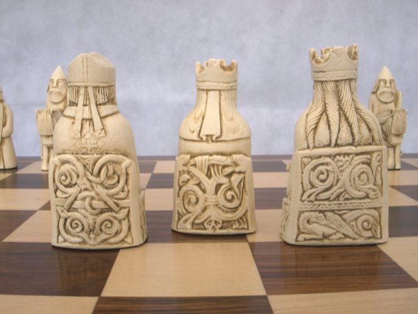 ChessBaron Deluxe Isle of Lewis Chess Pieces with Extra Berserker - Image 6