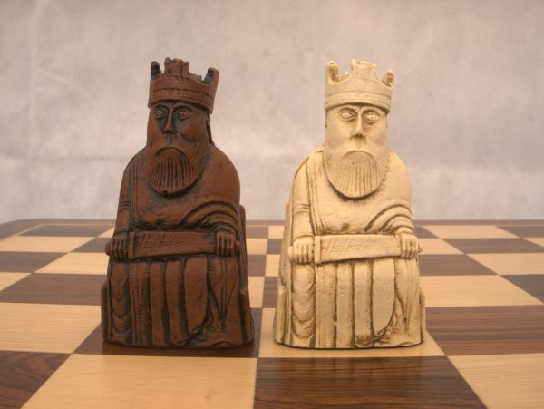 ChessBaron Deluxe Isle of Lewis Chess Pieces with Extra Berserker - Image 10