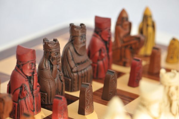 Isle of Lewis Chess 'Autumn' - Choose Your Colour