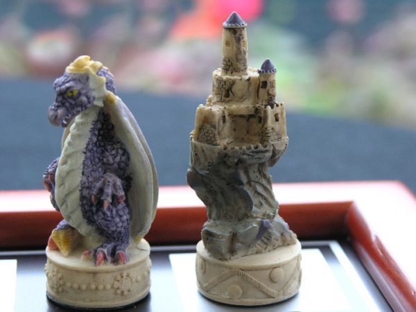 Hand Painted Camelot including Board - Image 7