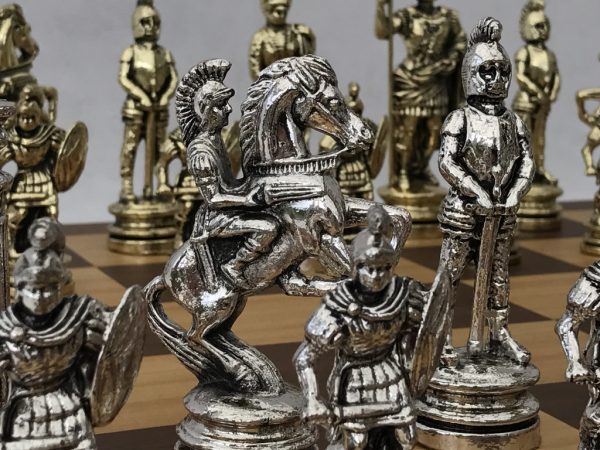 Roman Metal Chess Set - Image 9