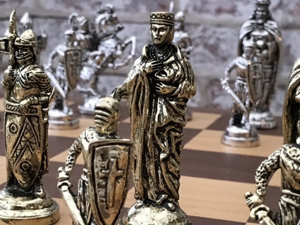 The Crusades Brass Chess Set - Image 4